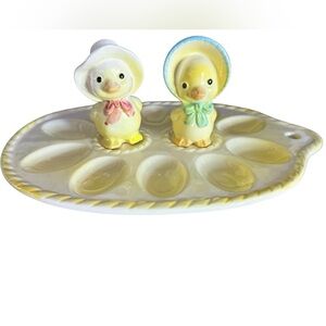 Vintage egg holder with salt & pepper shaker 60's RARE